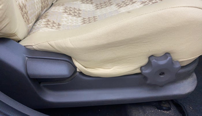 2013 Hyundai Verna FLUIDIC 1.6 VTVT SX, Petrol, Manual, 43,125 km, Driver Side Adjustment Panel