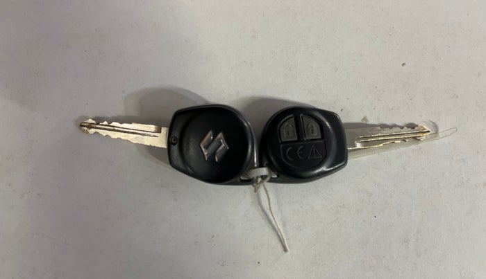 2020 Maruti Baleno DELTA PETROL 1.2, Petrol, Manual, 30,054 km, Key Close Up