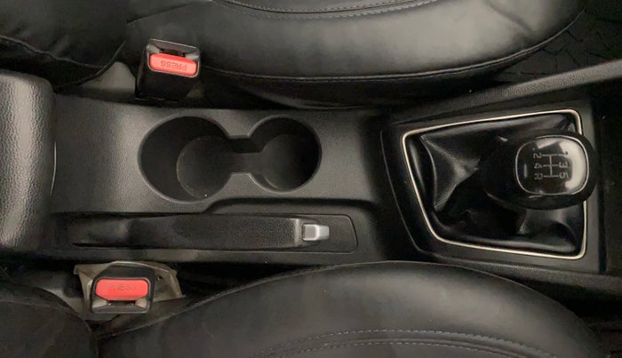 2017 Hyundai Elite i20 SPORTZ 1.2, Petrol, Manual, 76,921 km, Gear Lever