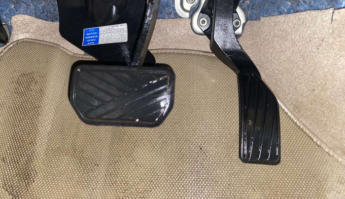 2017 Maruti Ciaz ALPHA  AT 1.4  PETROL, Petrol, Automatic, 55,561 km, Pedals