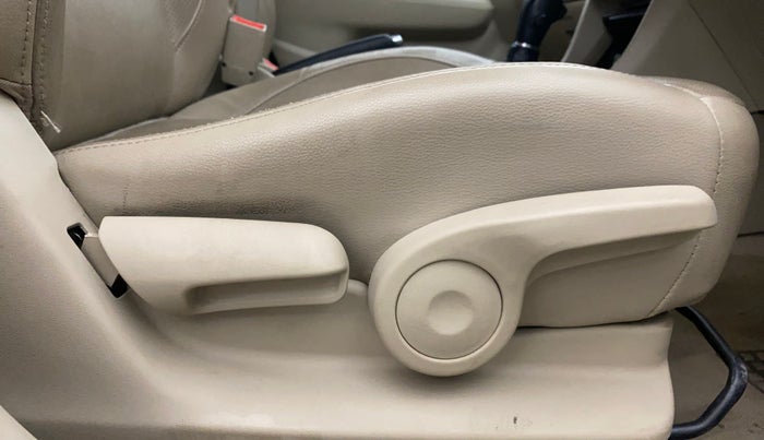 2017 Maruti Ciaz ALPHA  AT 1.4  PETROL, Petrol, Automatic, 55,561 km, Driver Side Adjustment Panel