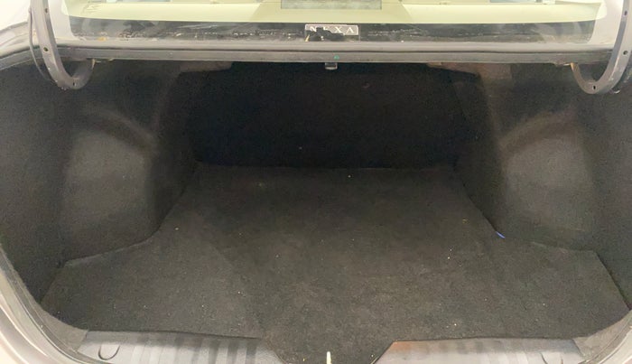 2017 Maruti Ciaz ALPHA  AT 1.4  PETROL, Petrol, Automatic, 55,561 km, Boot Inside