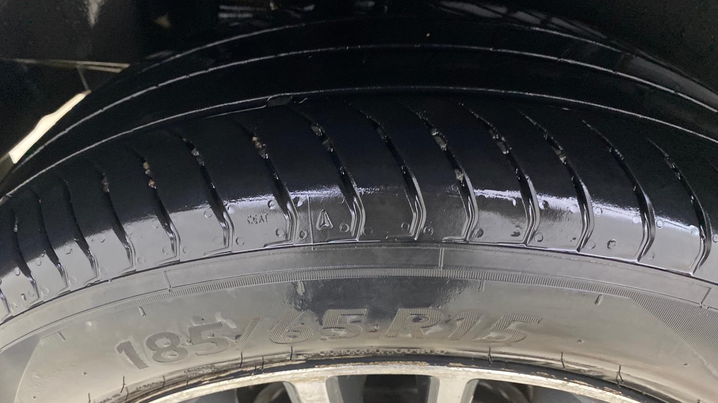 2017 Maruti Dzire ZXI PLUS AMT, Petrol, Automatic, 95,831 km, Right Rear Tyre Tread
