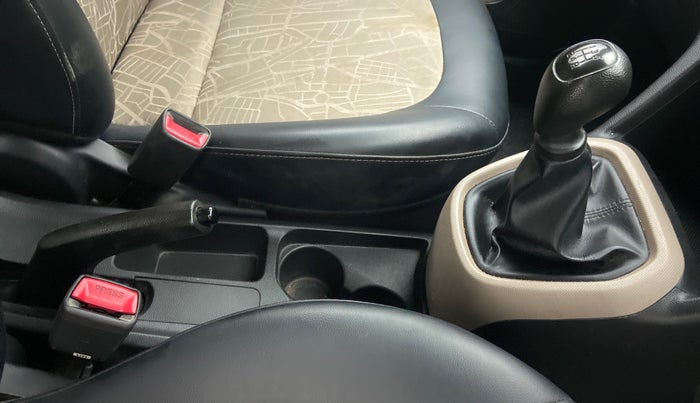 2018 Hyundai Grand i10 MAGNA 1.2 KAPPA VTVT, Petrol, Manual, 52,952 km, Gear Lever