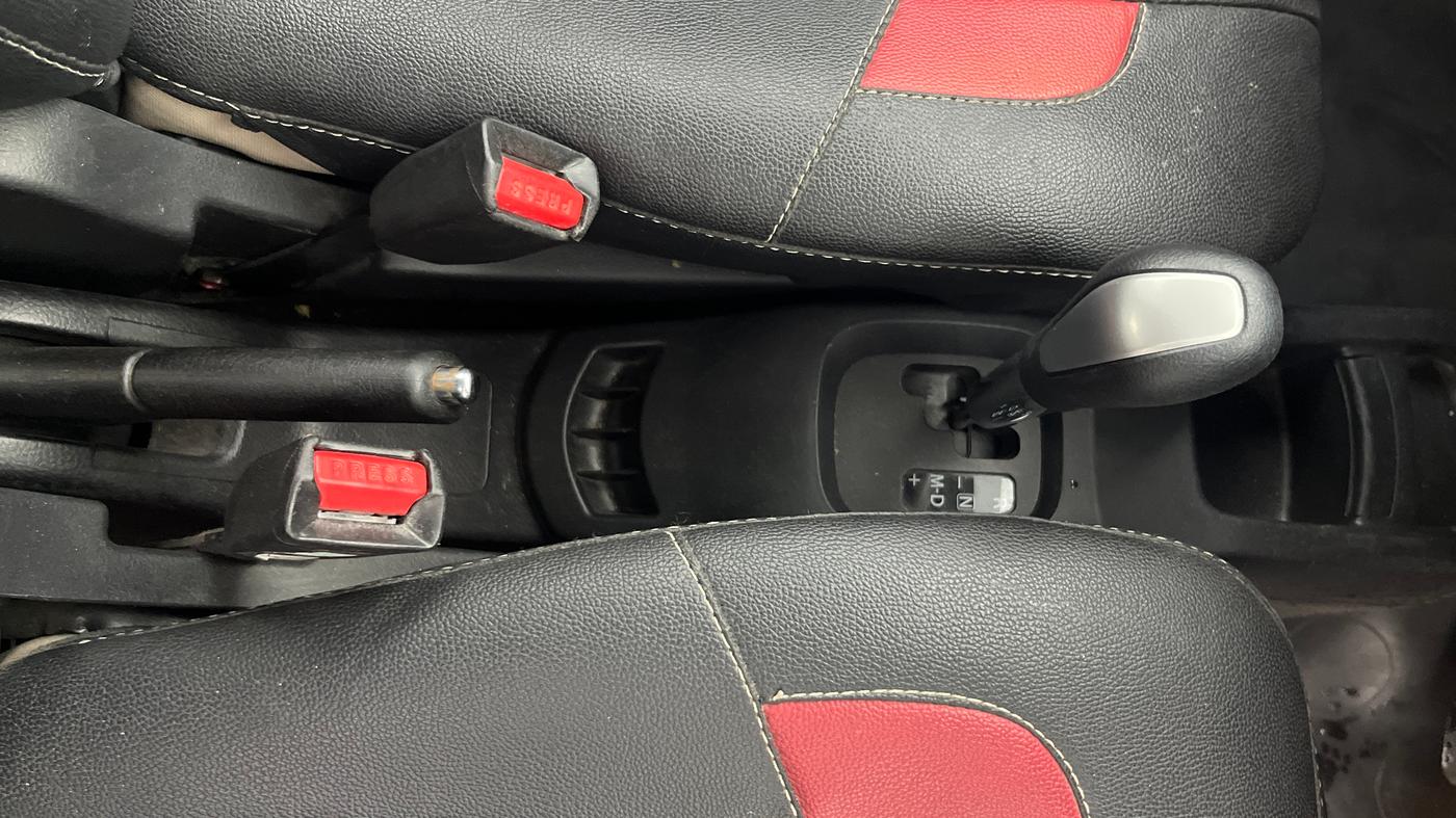 2017 Maruti Wagon R 1.0 VXI AMT, Petrol, Automatic, 26,796 km, Gear Lever