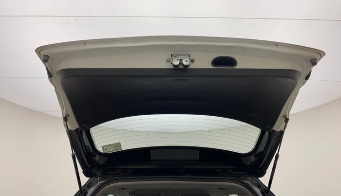 2016 Hyundai Creta SX PLUS 1.6 PETROL, Petrol, Manual, 81,388 km, Boot Door Open