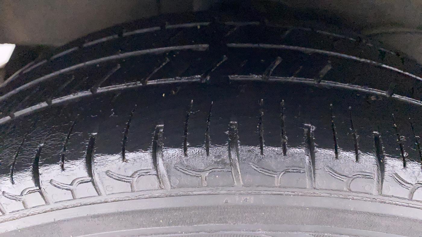 2019 Hyundai NEW SANTRO SPORTZ 1.1, Petrol, Manual, 72,996 km, Right Rear Tyre Tread