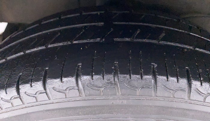 2019 Hyundai NEW SANTRO SPORTZ 1.1, Petrol, Manual, 72,996 km, Right Rear Tyre Tread