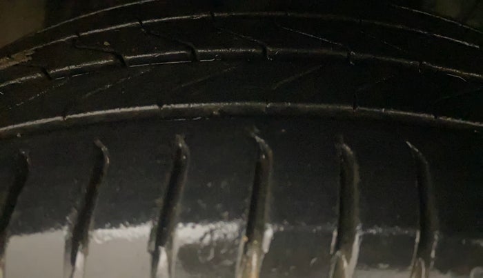 2016 Honda Jazz 1.2L I-VTEC V, Petrol, Manual, 74,195 km, Right Front Tyre Tread