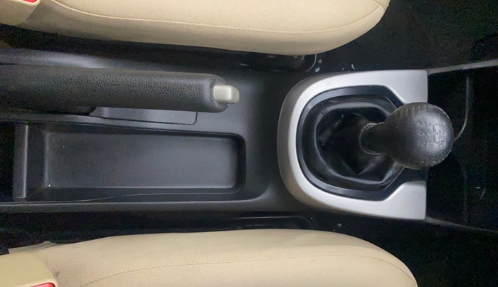 2016 Honda Jazz 1.2L I-VTEC V, Petrol, Manual, 74,195 km, Gear Lever