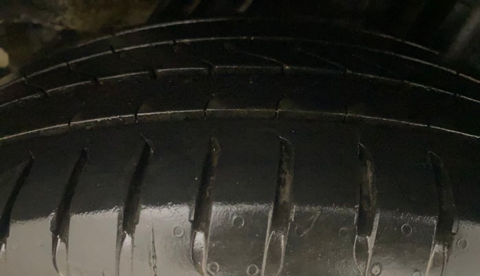 2016 Honda Jazz 1.2L I-VTEC V, Petrol, Manual, 74,195 km, Left Rear Tyre Tread
