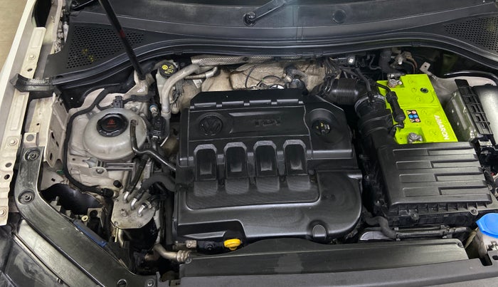 2019 Volkswagen TIGUAN HIGHLINE TDI AT, Diesel, Automatic, 1,21,122 km, Engine View - Right