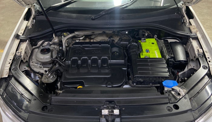 2019 Volkswagen TIGUAN HIGHLINE TDI AT, Diesel, Automatic, 1,21,122 km, Engine View