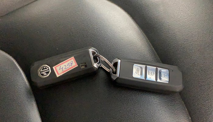 2019 MG HECTOR SHARP 1.5 DCT PETROL, Petrol, Automatic, 87,974 km, Key Close Up