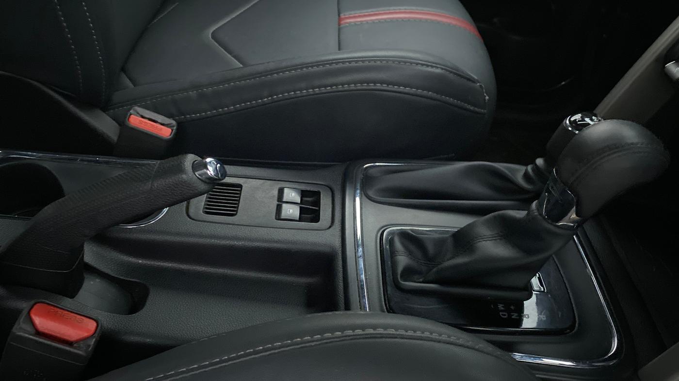 2021 Mahindra Thar LX PETROL HT 4WD AT, Petrol, Automatic, 31,551 km, Gear Lever
