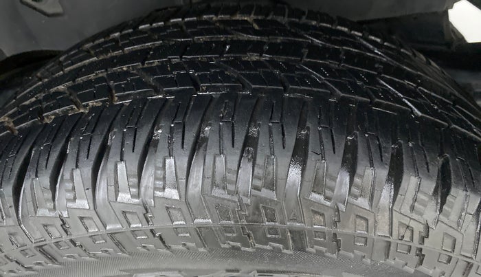 2021 Mahindra Thar LX PETROL HT 4WD AT, Petrol, Automatic, 31,551 km, Left Rear Tyre Tread