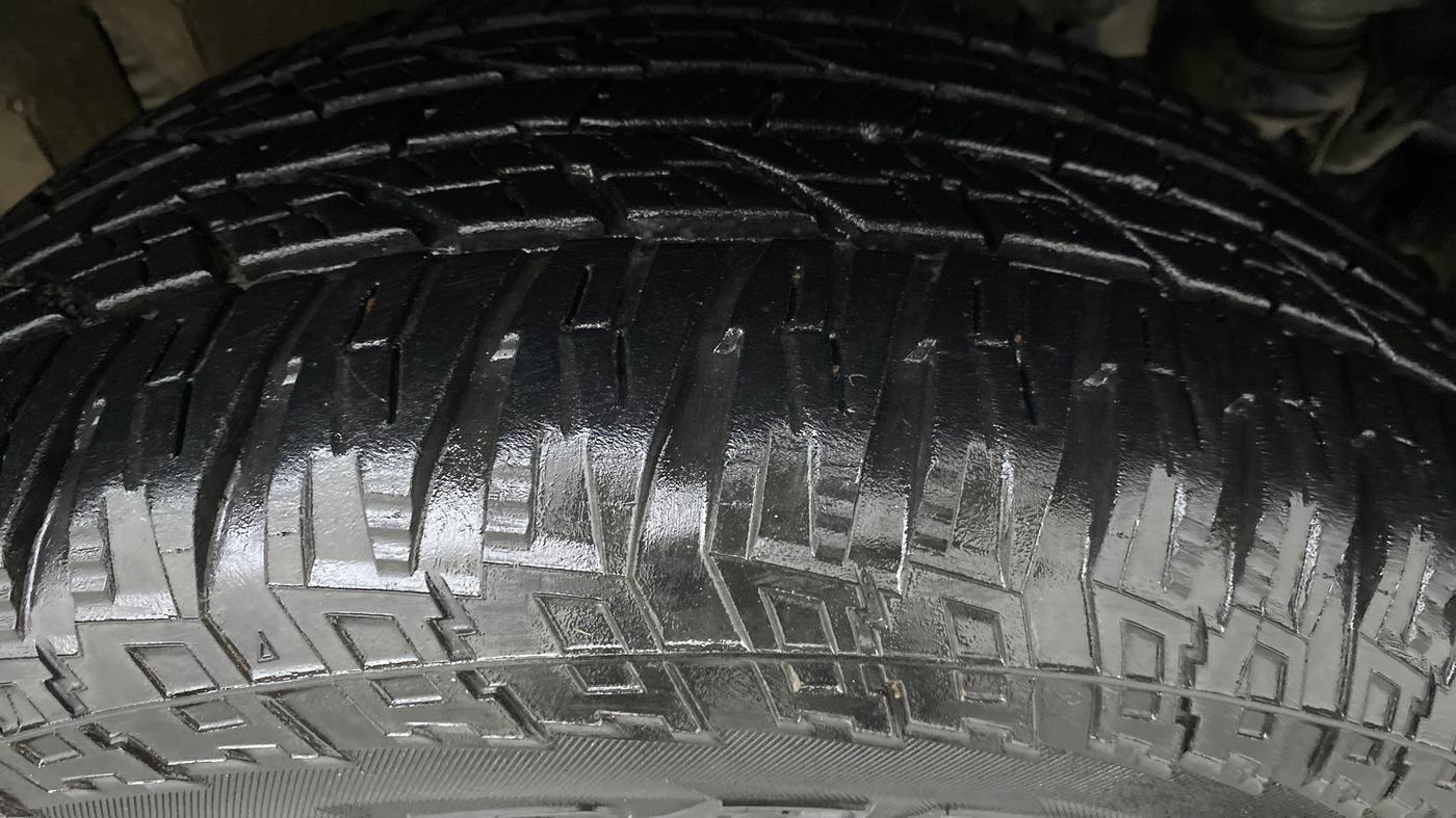 2021 Mahindra Thar LX PETROL HT 4WD AT, Petrol, Automatic, 31,551 km, Right Front Tyre Tread