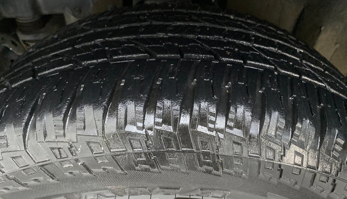 2021 Mahindra Thar LX PETROL HT 4WD AT, Petrol, Automatic, 31,551 km, Left Front Tyre Tread