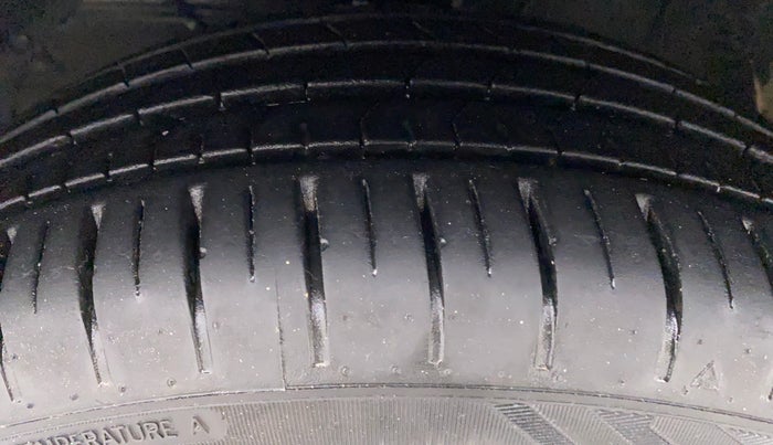2020 Toyota Glanza G CVT, Petrol, Automatic, 6,978 km, Left Front Tyre Tread