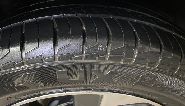 2019 Hyundai Creta SX AT 1.6 PETROL, Petrol, Automatic, 66,306 km, Right Rear Tyre Tread