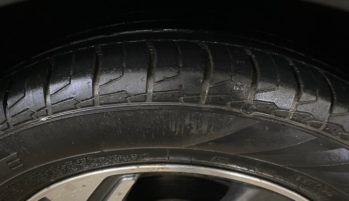 2019 Hyundai Creta SX AT 1.6 PETROL, Petrol, Automatic, 66,306 km, Right Front Tyre Tread