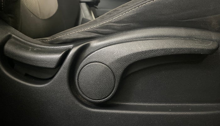 2019 Hyundai Creta SX AT 1.6 PETROL, Petrol, Automatic, 66,306 km, Driver Side Adjustment Panel