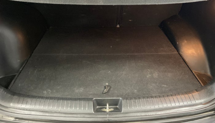 2019 Hyundai Creta SX AT 1.6 PETROL, Petrol, Automatic, 66,306 km, Boot Inside