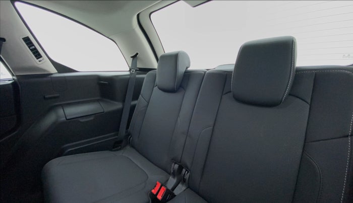 2018 Tata Hexa Varicor 400 XTA, Diesel, Automatic, 40,807 km, Third Seat Row