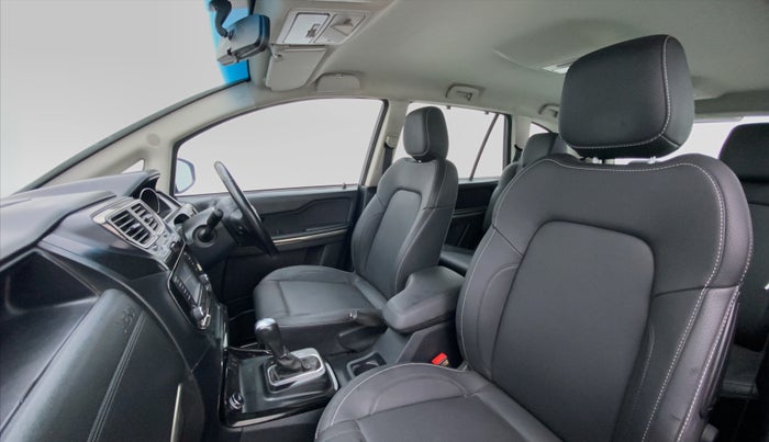 2018 Tata Hexa Varicor 400 XTA, Diesel, Automatic, 40,807 km, Right Side Front Door Cabin View