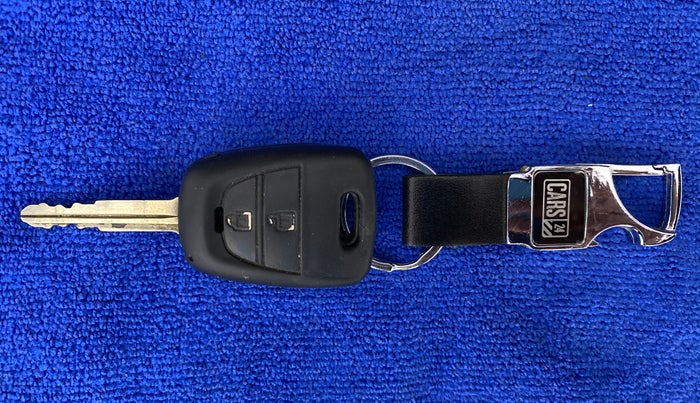 2018 Hyundai Grand i10 MAGNA 1.2 KAPPA VTVT, Petrol, Manual, 36,417 km, Key Close Up