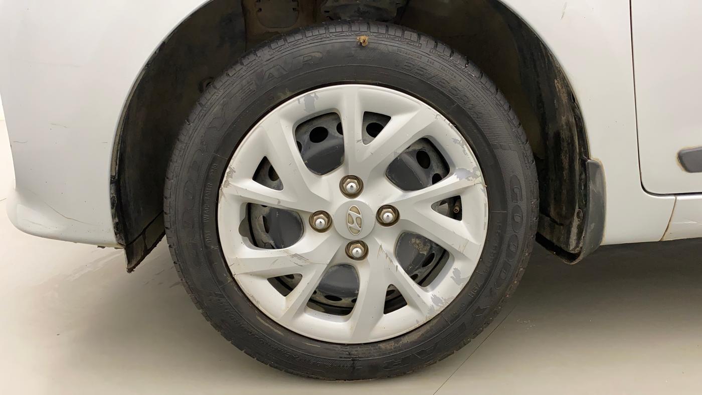2019 Hyundai Grand i10 SPORTZ 1.2 KAPPA VTVT, Petrol, Manual, 38,771 km, Left Front Wheel
