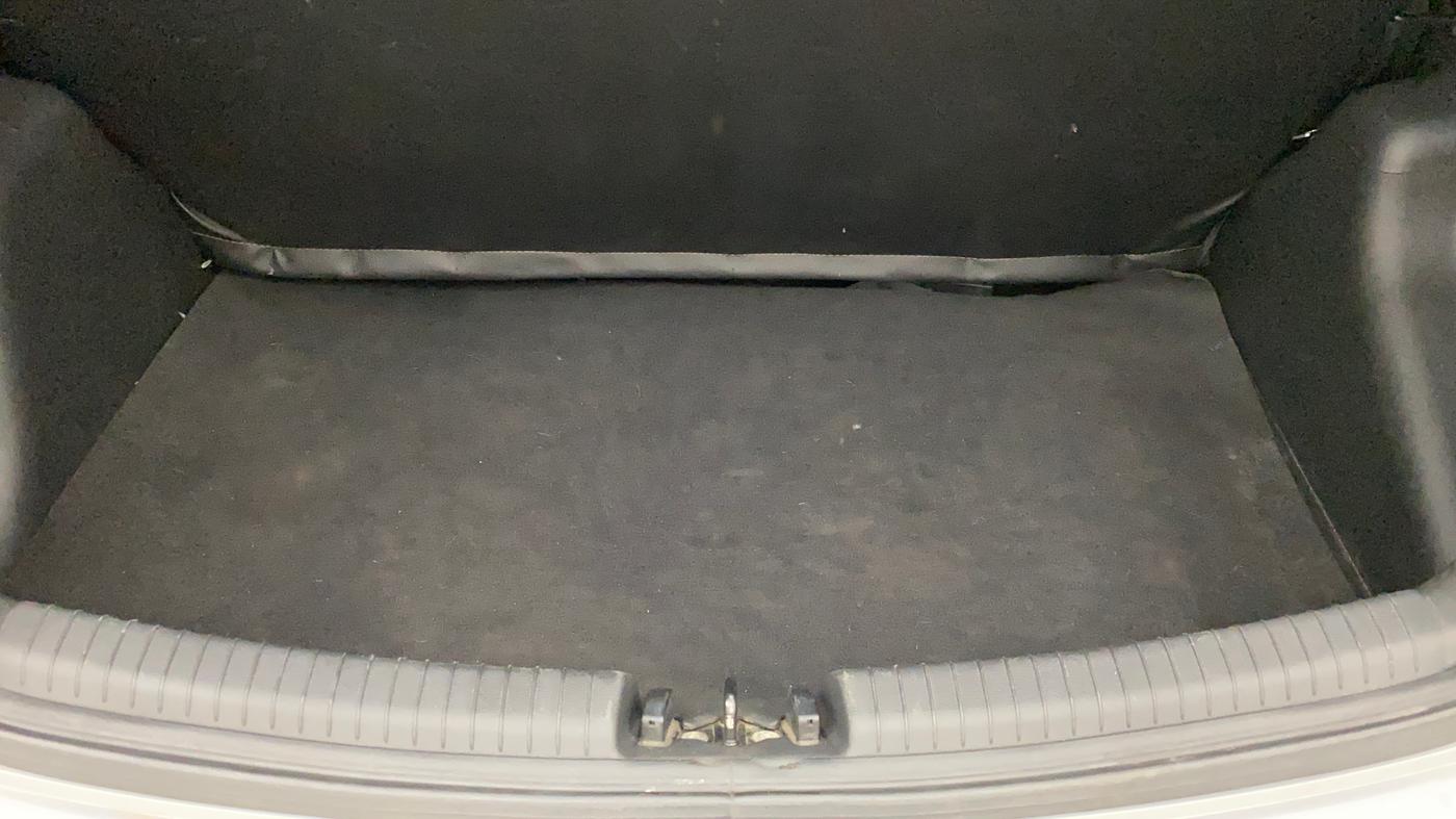 2019 Hyundai Grand i10 SPORTZ 1.2 KAPPA VTVT, Petrol, Manual, 38,771 km, Boot Inside