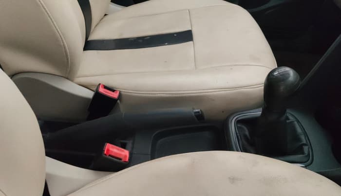 2013 Volkswagen Polo TRENDLINE 1.2L PETROL, Petrol, Manual, 54,668 km, Gear Lever