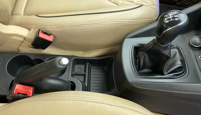 2018 Ford Figo Aspire 1.2 TITANIUM PETROL, Petrol, Manual, 21,193 km, Gear Lever