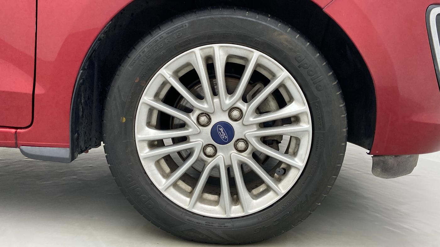 2018 Ford Figo Aspire 1.2 TITANIUM PETROL, Petrol, Manual, 21,193 km, Right Front Wheel