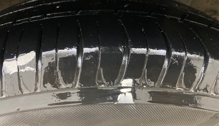 2016 Hyundai Grand i10 ASTA 1.2 KAPPA VTVT, Petrol, Manual, 76,149 km, Left Rear Tyre Tread