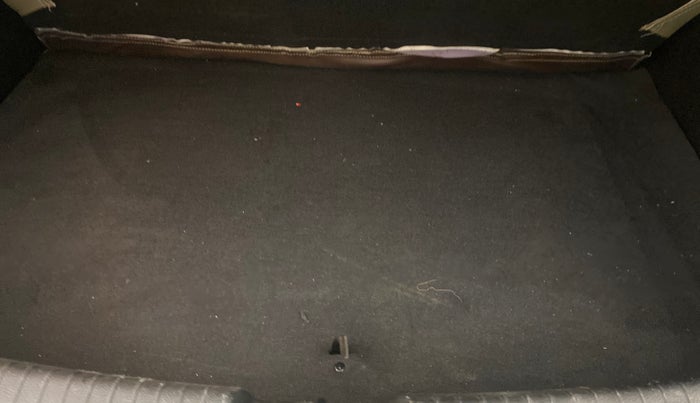 2016 Hyundai Grand i10 ASTA 1.2 KAPPA VTVT, Petrol, Manual, 76,149 km, Boot Inside