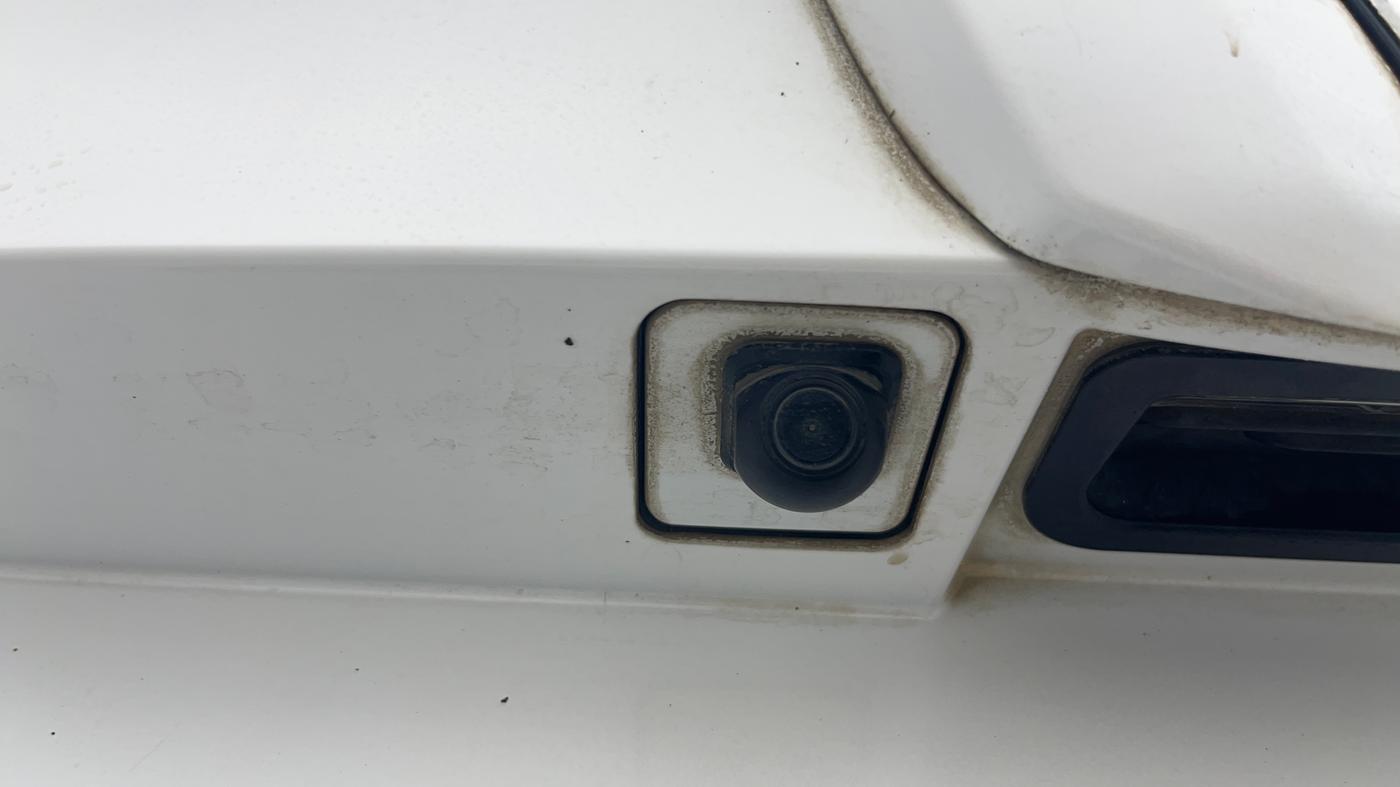 2023 Mahindra XUV700 AX 5 D AT 7 STR, Diesel, Automatic, 1,26,913 km, Parking Camera