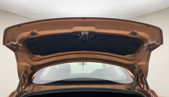 2018 Tata TIGOR XZ (O) PETROL, Petrol, Manual, 57,396 km, Boot Door Open