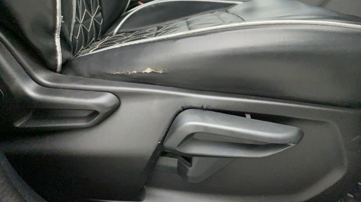 2020 Tata Tiago XZA+ 1.2 RTN, Petrol, Automatic, 26,441 km, Driver Side Adjustment Panel