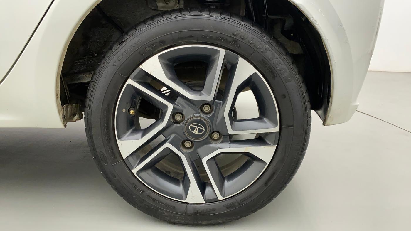 2020 Tata Tiago XZA+ 1.2 RTN, Petrol, Automatic, 26,441 km, Left Rear Wheel