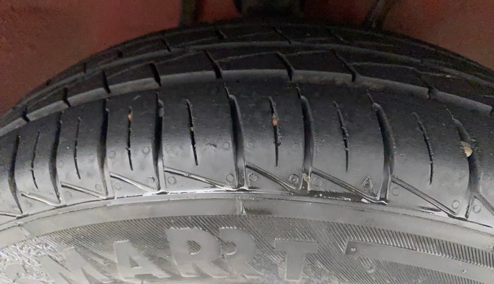2020 Maruti Alto VXI, Petrol, Manual, 8,475 km, Right Front Tyre Tread