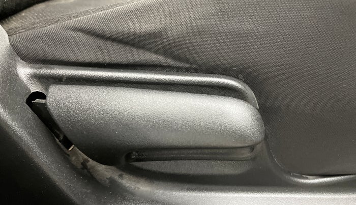 2016 Maruti Swift LXI (O), Petrol, Manual, 71,822 km, Driver Side Adjustment Panel