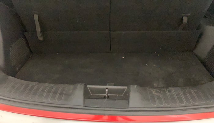 2021 MG HECTOR PLUS SHARP 1.5 PETROL TURBO DCT 6-STR, Petrol, Automatic, 36,721 km, Boot Inside