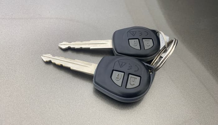 2020 Maruti Swift VXI AMT, Petrol, Automatic, 7,372 km, Key Close Up