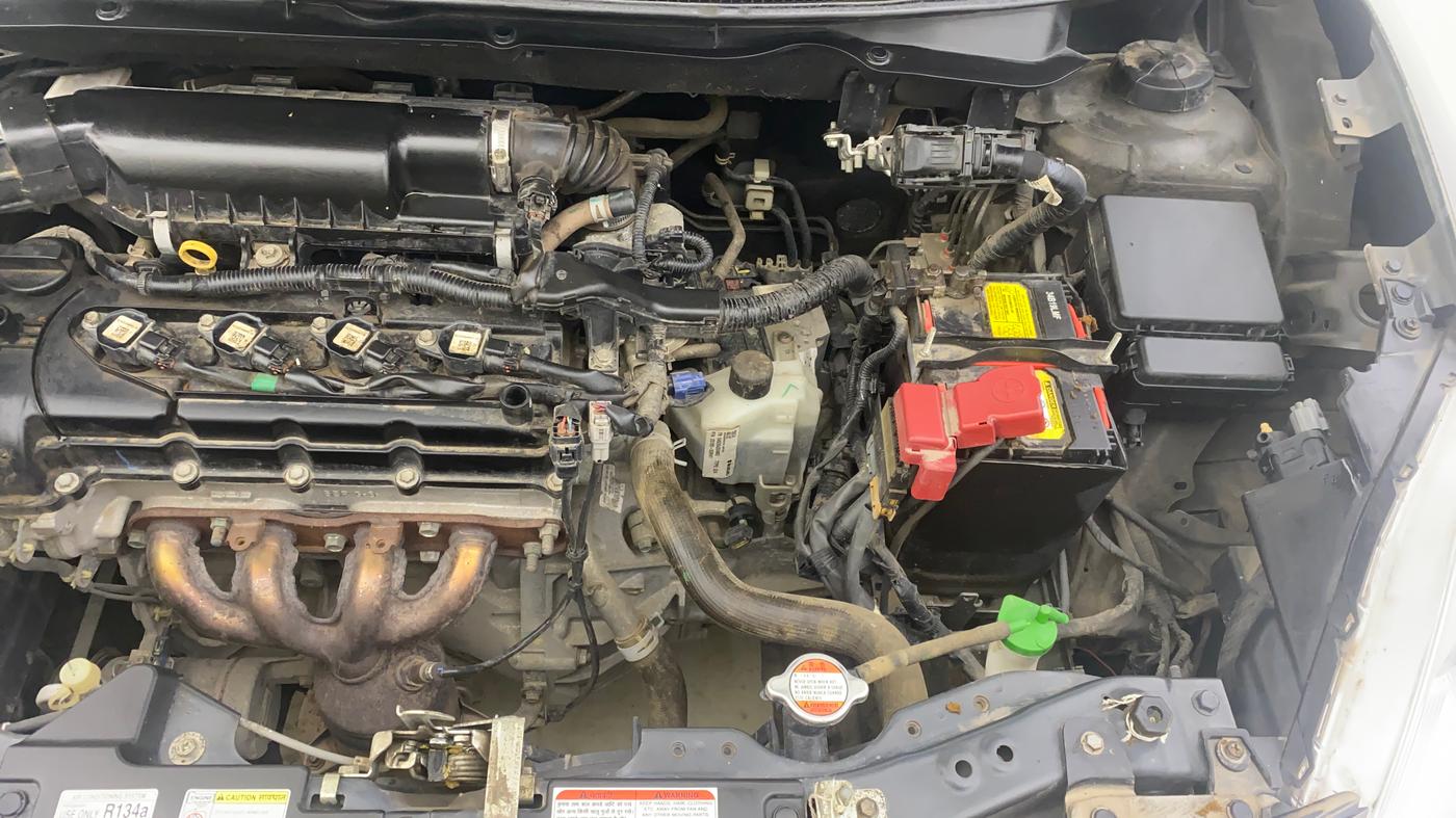 2020 Maruti Swift VXI AMT, Petrol, Automatic, 7,372 km, Engine View - Left