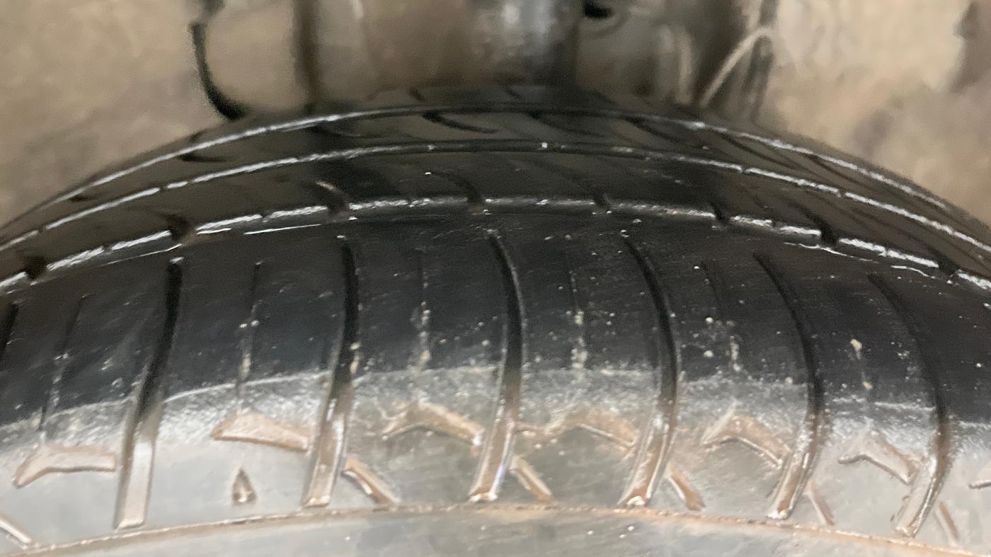 2022 Tata TIGOR XZ CNG, CNG, Manual, 91,707 km, Right Front Tyre Tread