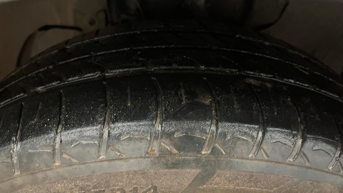 2022 Tata TIGOR XZ CNG, CNG, Manual, 91,707 km, Left Front Tyre Tread