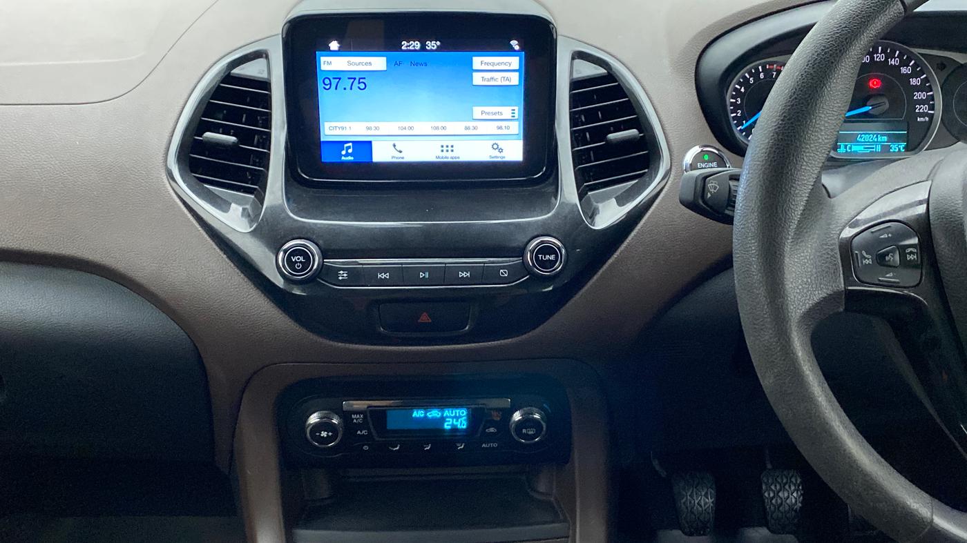 2018 Ford FREESTYLE TITANIUM PLUS 1.2 PETROL, Petrol, Manual, 42,024 km, Air Conditioner