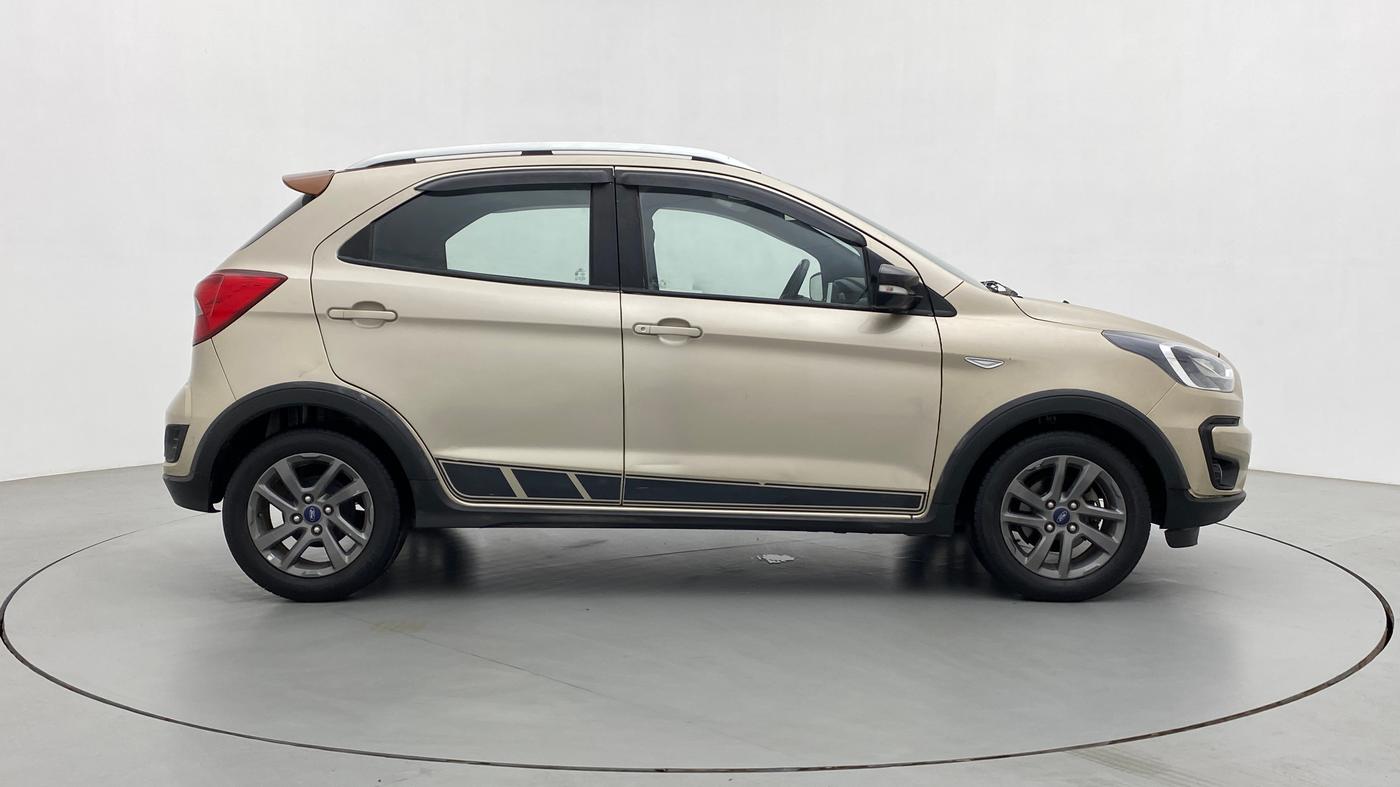 2018 Ford FREESTYLE TITANIUM PLUS 1.2 PETROL, Petrol, Manual, 42,024 km, Right Side View